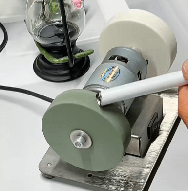 mini bench grinder polisher